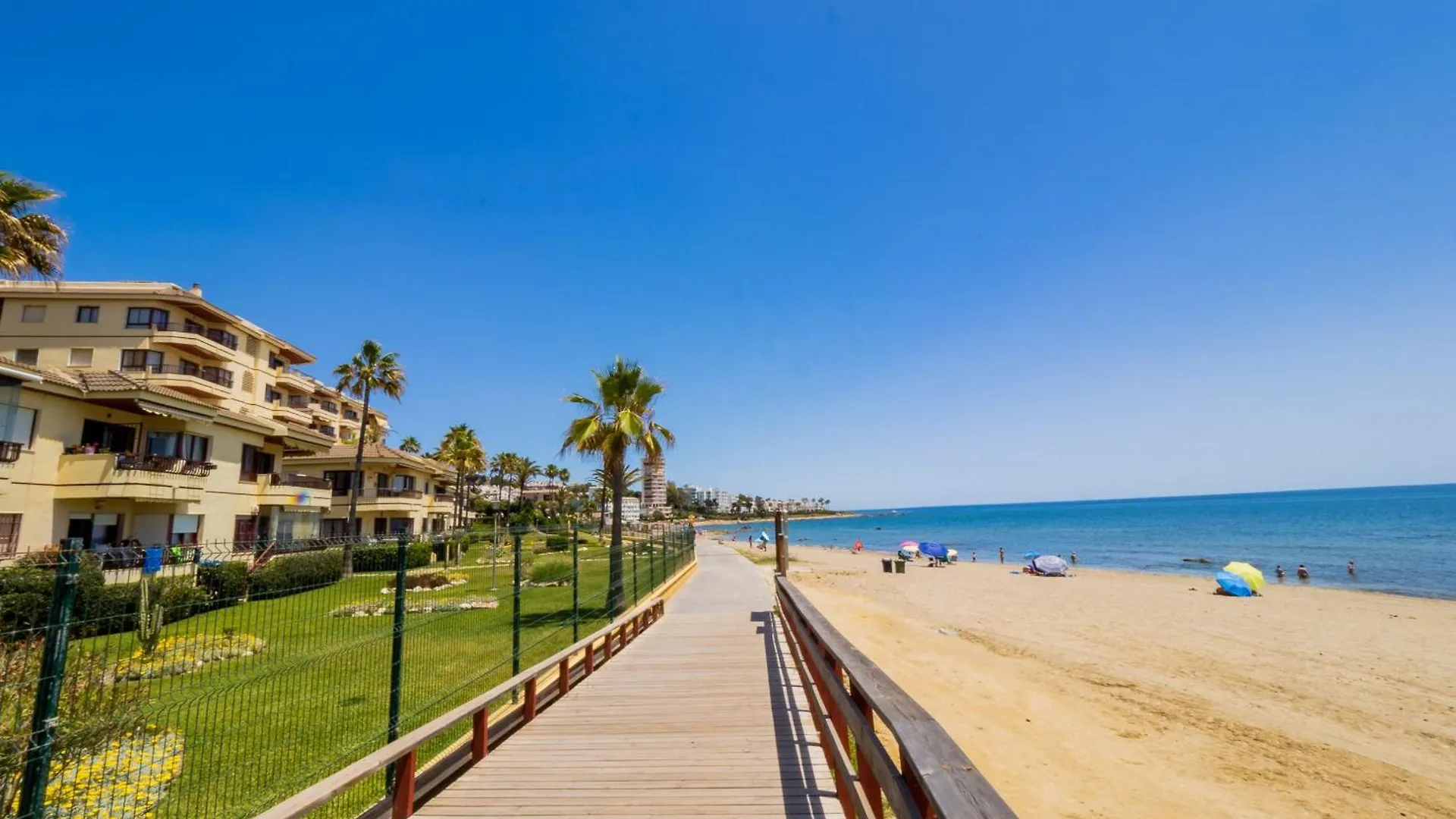 Cubo'S Tennis Paradise Duplex Sitio de Calahonda 0*,  Spain