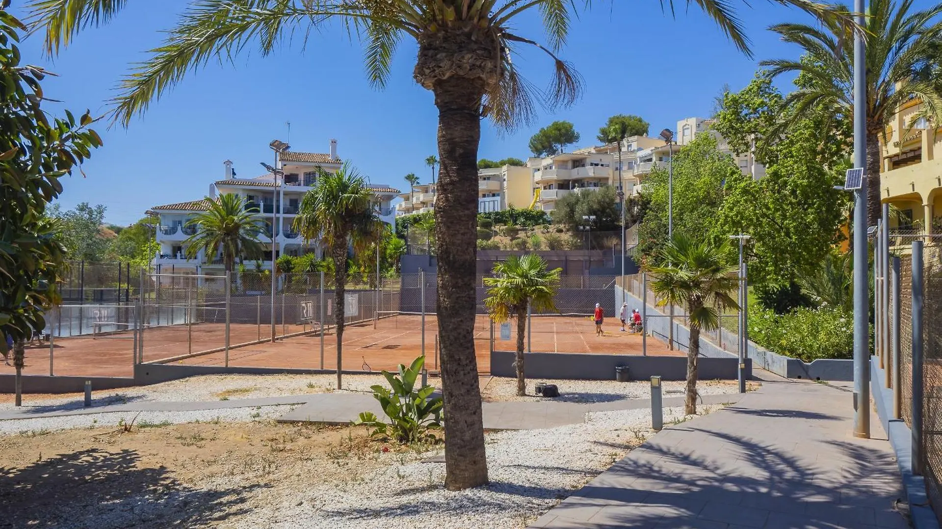 Cubo'S Tennis Paradise Duplex Sitio de Calahonda Spain