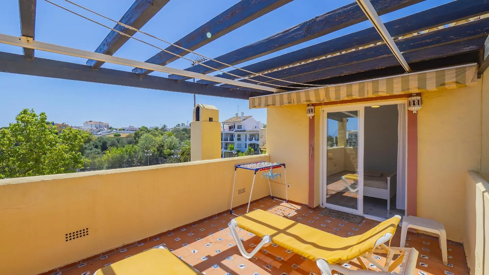 Cubo'S Tennis Paradise Duplex Sitio de Calahonda Apartment