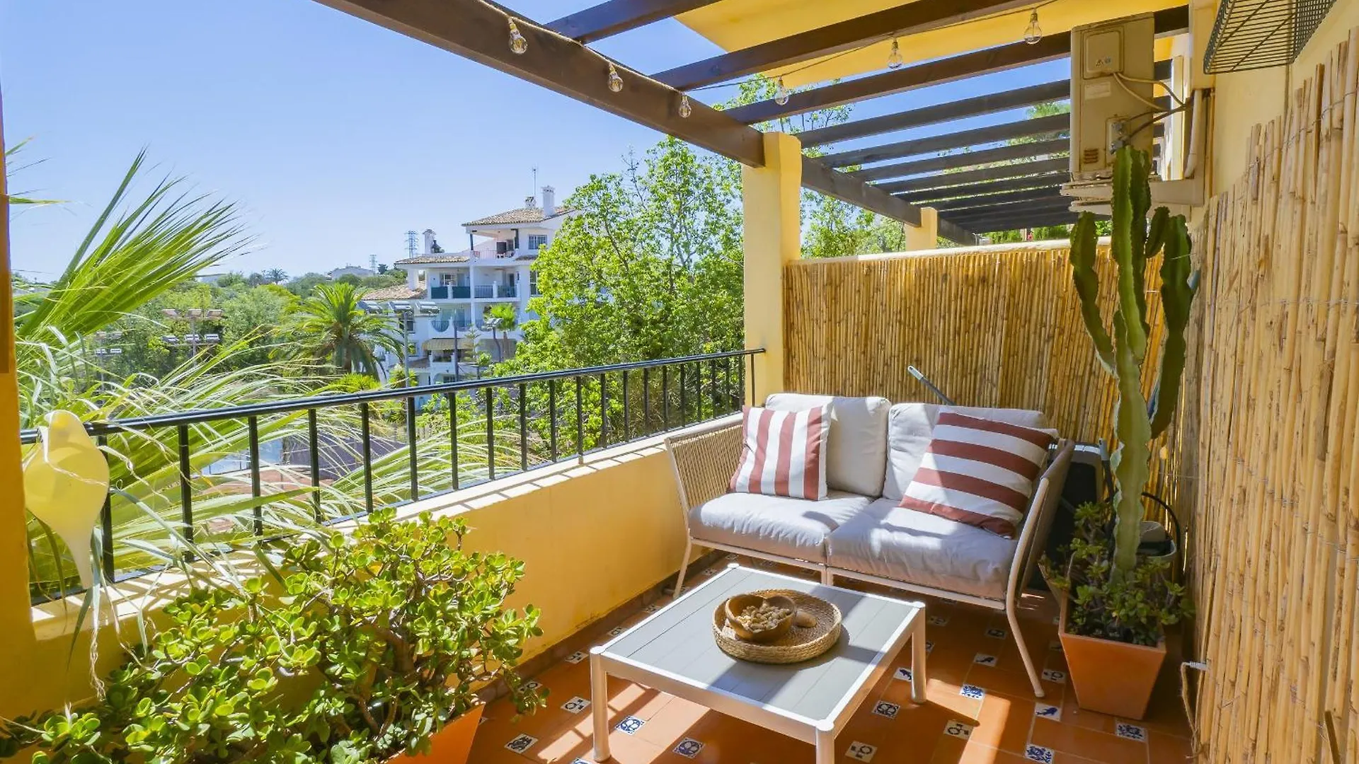 Cubo'S Tennis Paradise Duplex Sitio de Calahonda Spain